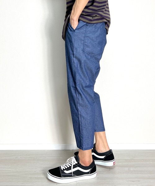 BEATJIVE（ビートジャイブ）の「クロップドパンツ シャンブレー デニムパンツ スラックス 薄手 メンズ（デニムパンツ・メンズ・インディゴブルー/ブラック系その他/ライトブルー・2/3）」の9枚目の写真