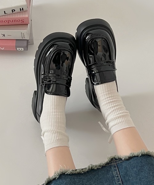 Shoes in Closet(シューズインクローゼット)の「軽量 厚底 タンクソール ヒールアップ コインローファー 774(ローファー・レディース・ブラック/ダークブラウン/ブラック系その他/アイボリー・LL/S/M/L)」の3枚目の写真