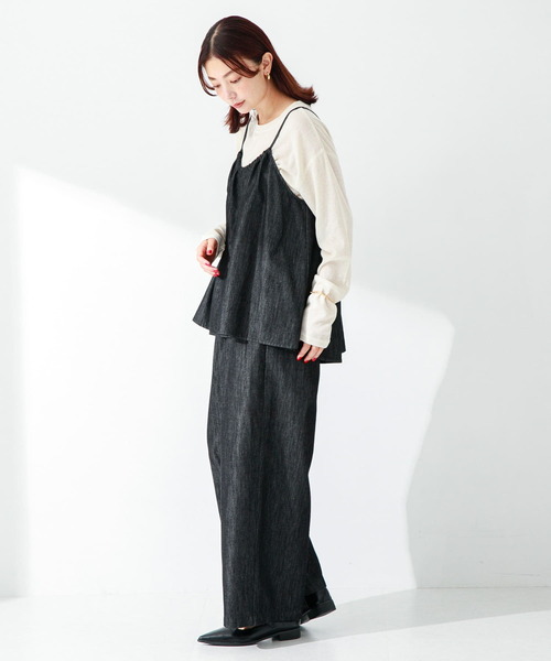 URBAN RESEARCH Sonny Label（アーバンリサーチサニーレーベル）の「デニムキャミ×パンツセットアップ（サロペット/オーバーオール・レディース・ブラック/インディゴブルー・FREE）」の7枚目の写真