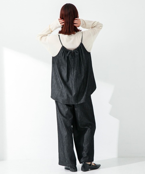 URBAN RESEARCH Sonny Label（アーバンリサーチサニーレーベル）の「デニムキャミ×パンツセットアップ（サロペット/オーバーオール・レディース・ブラック/インディゴブルー・FREE）」の9枚目の写真