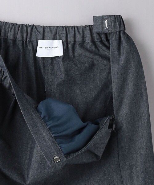 UNITED ARROWS（ユナイテッドアローズ）の「ダンガリー レースコンビ タイトスカート（スカート・レディース・ネイビー・38/36）」の13枚目の写真