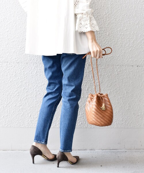 SHIPS（シップス）の「【WEB限定】スリム テーパード デニム （コバルトブルー・ダークブルー）（デニムパンツ・レディース・ダークブルー/コバルトブルー・L/M/S/XS/XXS）」の14枚目の写真