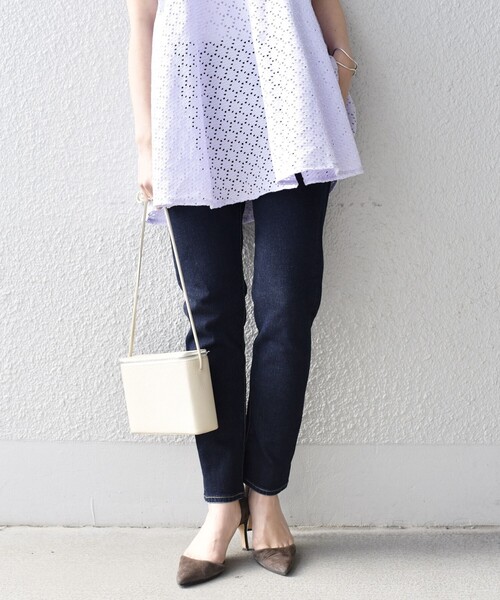 SHIPS（シップス）の「【WEB限定】スリム テーパード デニム （コバルトブルー・ダークブルー）（デニムパンツ・レディース・ダークブルー/コバルトブルー・L/M/S/XS/XXS）」の22枚目の写真