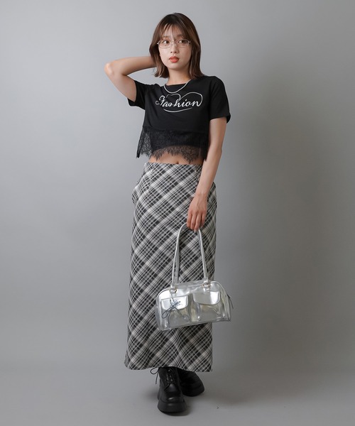 SPINNS(スピンズ)の「レースドッキング半袖ショートTシャツ(Tシャツ/カットソー・レディース・ホワイト/ブラック・ONESIZE)」の17枚目の写真