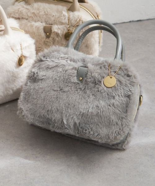 ikka(イッカ)の「【雑誌InRed12月号掲載】エコファー2WAYミニショルダー(ショルダーバッグ・レディース・ブラック/オフホワイト/ダークグリーン/ベージュ/グレー/ホワイト・FREE)」の5枚目の写真