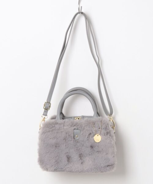 ikka(イッカ)の「【雑誌InRed12月号掲載】エコファー2WAYミニショルダー(ショルダーバッグ・レディース・ブラック/オフホワイト/ダークグリーン/ベージュ/グレー/ホワイト・FREE)」の17枚目の写真