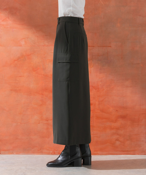 URBAN RESEARCH ROSSO WOMEN（アーバンリサーチ　ロッソ）の「ストレートカーゴスカート（スカート・レディース・カーキ/アイボリー・38/36）」の14枚目の写真