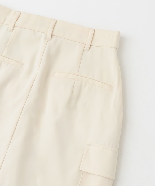 URBAN RESEARCH ROSSO WOMEN（アーバンリサーチ　ロッソ）の「ストレートカーゴスカート（スカート・レディース・カーキ/アイボリー・38/36）」の19枚目の写真