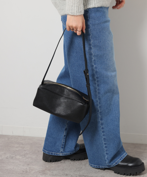 JOURNAL STANDARD relume（ジャーナルスタンダード　レリューム）の「【VELETTO/ヴェレット】 rectangle ショルダーバッグ（ショルダーバッグ・レディース・ブラック・1）」の4枚目の写真