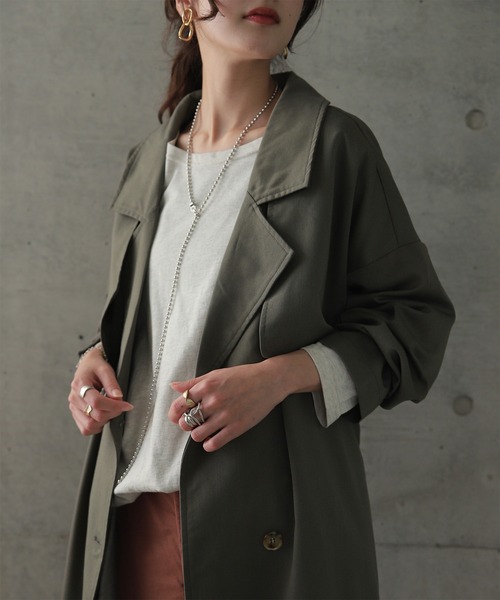 HUG.U（ハグユー）の「こなれトレンチ（トレンチコート・レディース・セージグリーン/ダークグレー/ブラック/ライトベージュ・FREE）」の13枚目の写真