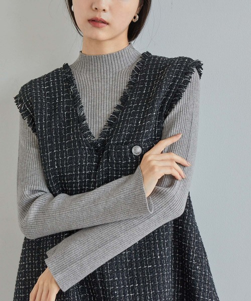 VIS（ビス）の「【新色追加】リブニットプチハイネックプルオーバー【低身長向けサイズ有】（ニット/セーター・レディース・ブラック/グレー/レッド/オフホワイト/ピンク/キナリ・FREE/FS）」の4枚目の写真