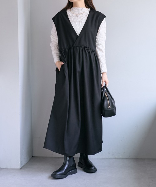 PUAL CE CIN(ピュアルセシン)の「【Du noir】深Vネックジャンパースカート(ジャンパースカート・レディース・チャコールグレー/ブラック・FREE)」の13枚目の写真