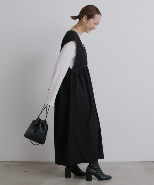 PUAL CE CIN(ピュアルセシン)の「【Du noir】深Vネックジャンパースカート(ジャンパースカート・レディース・チャコールグレー/ブラック・FREE)」の10枚目の写真