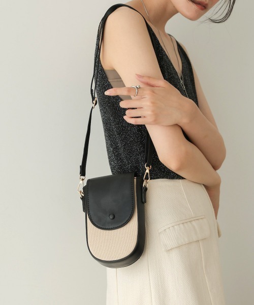 Bab(バブ)の「ミニクロスボディBAG(ショルダーバッグ・レディース・ブラック/ブラウン・ONESIZE)」の2枚目の写真