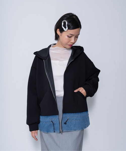 DOLLUPOOPS（ドールアップウップス）の「【ZOZO限定商品】ヘムデニムボンティングパーカー（パーカー・レディース・チャコールグレー/ネイビー/ブラック/グリーン・38）」の17枚目の写真