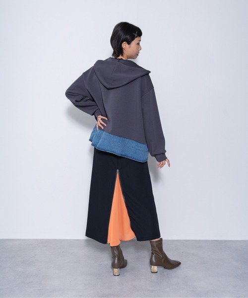 DOLLUPOOPS（ドールアップウップス）の「【ZOZO限定商品】ヘムデニムボンティングパーカー（パーカー・レディース・チャコールグレー/ネイビー/ブラック/グリーン・38）」の10枚目の写真