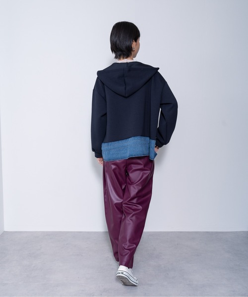 DOLLUPOOPS（ドールアップウップス）の「【ZOZO限定商品】ヘムデニムボンティングパーカー（パーカー・レディース・チャコールグレー/ネイビー/ブラック/グリーン・38）」の16枚目の写真