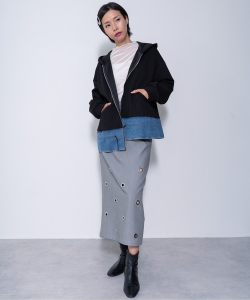 DOLLUPOOPS（ドールアップウップス）の「【ZOZO限定商品】ヘムデニムボンティングパーカー（パーカー・レディース・チャコールグレー/ネイビー/ブラック/グリーン・38）」の5枚目の写真