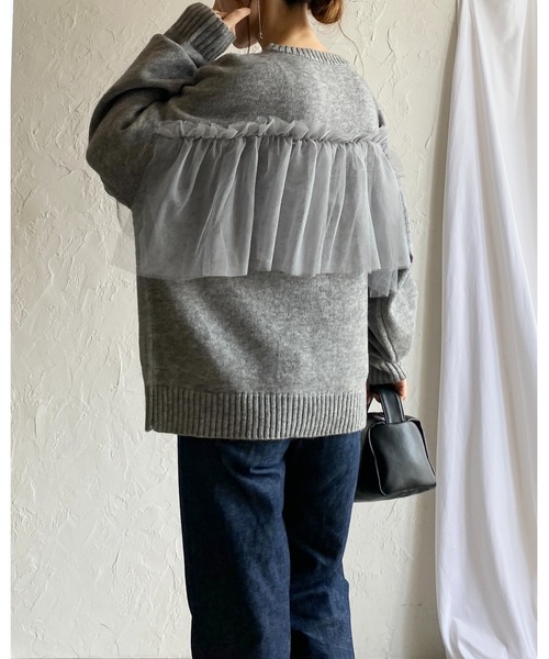 She's Closet(シーズクローゼット)の「ビスチェ風シアーレイヤードチュールドッキングニットトップス(ニット/セーター・レディース・ブラック/グレー/アイボリー/チャコールグレー・FREE)」の9枚目の写真