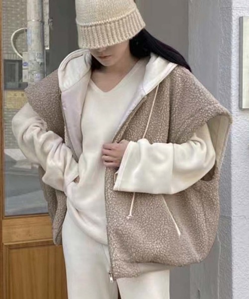 【セール】フード付きジップアップボアベスト（ダウンベスト）｜Girly Doll（ガーリードール） 5,045円