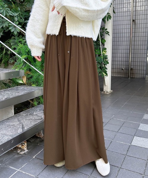INGNI(イング)の「厚地ジョーゼットイージースカンツ(その他パンツ・レディース・チャコールグレー/ブラウン/ブラック/カーキ・FREE)」の3枚目の写真