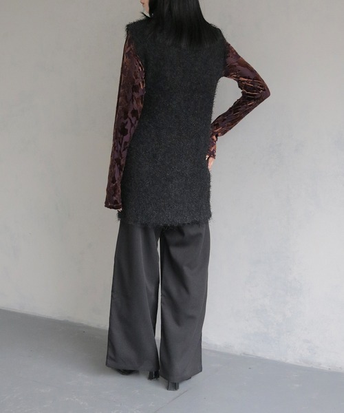 &g'aime（アンジェム）の「【&g'aime】ベルテッドシャギーニットベスト　BELTED SHAGGY KNIT VEST（ニット/セーター・レディース・ブラック/グレイッシュベージュ・FREE）」の15枚目の写真