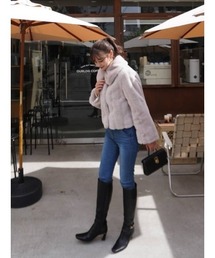 Her lip to（ハーリップトゥー）の「Winter Love Faux Fur Coat