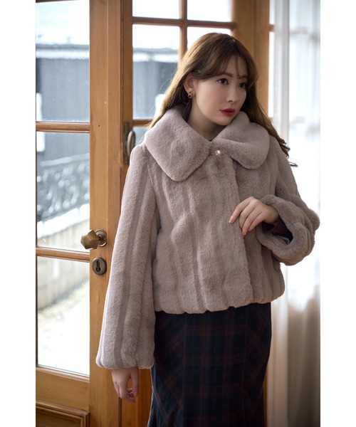 Her lip to（ハーリップトゥー）の「Winter Love Faux Fur Coat