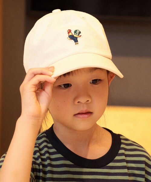 Lee（リー）の「【別注】Lee / ワッペン キャップ 2025SS（キャップ・キッズ・オフホワイト/ダークグリーン・ONE SIZE）」の2枚目の写真