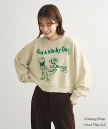 Disney（ディズニー）の「トイストーリー/立体ロゴショートプルオーバー（スウェット・レディース）」