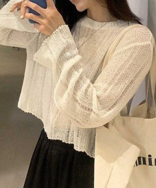 SPIGA(スピーガ)の「透かし編みクロップ丈ニット(ニット/セーター・レディース・ベージュ/ブラック/ホワイト/ブルー・FREE)」の2枚目の写真