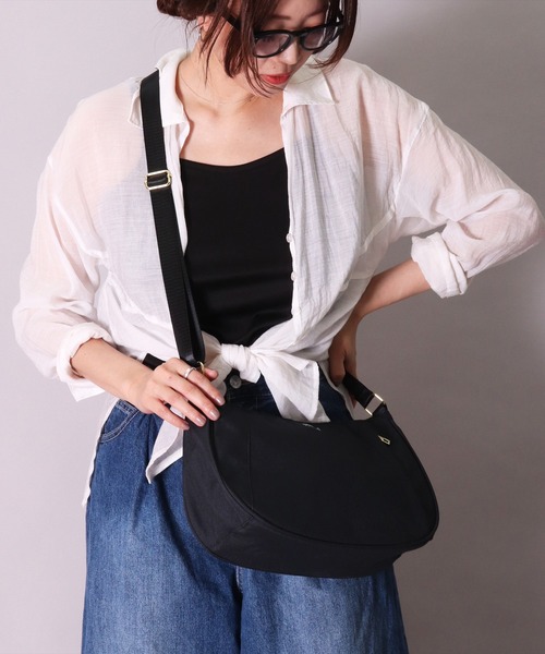 anello(アネロ)の「(LF)【anello】4ポケット 両面撥水加工 A4 ショルダーバッグ(ショルダーバッグ・レディース・ネイビー/ライトグレー/ブラック・ONE SIZE)」の8枚目の写真