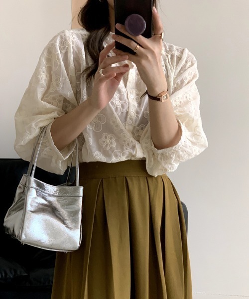 SHEPP(シープ)の「フラワーレースブラウス(シャツ/ブラウス・レディース・アイボリー・S/M/L)」の9枚目の写真