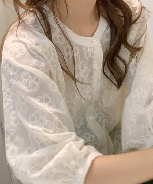 SHEPP(シープ)の「フラワーレースブラウス(シャツ/ブラウス・レディース・アイボリー・S/M/L)」の5枚目の写真