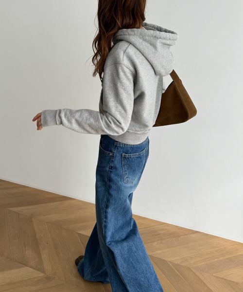 CANAL JEAN(キャナルジーン)の「HARING 裏毛コンパクトパーカー(パーカー・レディース・ネイビー/グレー/レッド・ONE SIZE)」の5枚目の写真