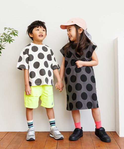MAKE YOUR DAY（メイクユアデイ）の「ドット総柄半袖Tシャツ■80～140cm（Tシャツ/カットソー・キッズ・オリーブ/チャコールグレー/オフホワイト・80/90/100/110/120/130/140）」の12枚目の写真