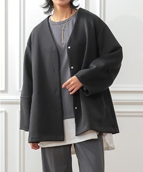 aquagarage(アクアガレージ)の「MUMU×aquagarageコラボ 裾付き裏起毛インナー(Tシャツ/カットソー・レディース・ホワイト系その他4/ブラック系その他5/ホワイト×ブルー/ホワイト系その他5/ホワイト系その他7/ホワイト系その他6/ブラック系その他6/ホワイト系その他3/ブラック系その他4/ブラック系その他7・M/LL/L)」の14枚目の写真