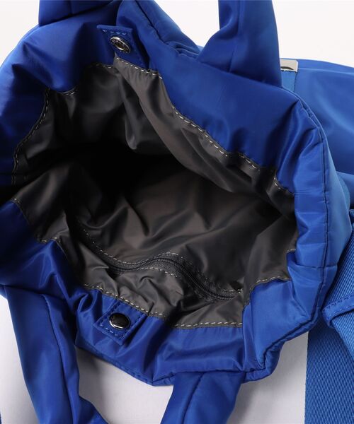 OUTDOOR PRODUCTS（アウトドアプロダクツ）の「【OUTDOOR PRODUCTS】2way Belt Tote [S]（ショルダーバッグ・レディース・ブラック/ホワイト/ブルー/シルバー/ブラウン/チャコール/オレンジ・S）」の12枚目の写真