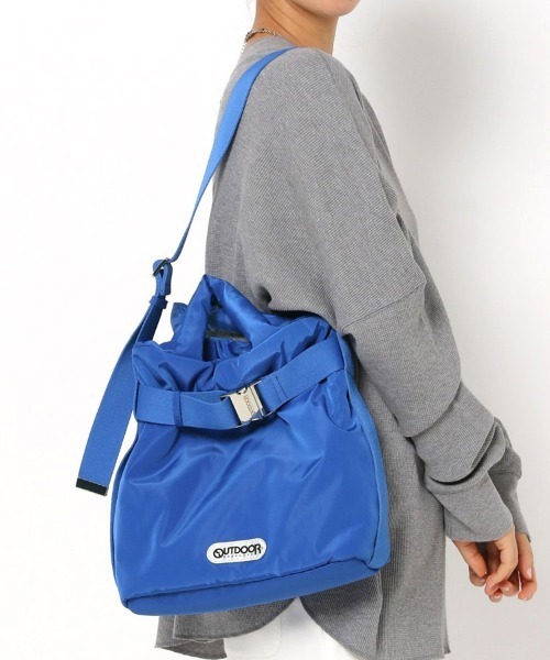 OUTDOOR PRODUCTS（アウトドアプロダクツ）の「【OUTDOOR PRODUCTS】2way Belt Tote [S]（ショルダーバッグ・レディース・ブラック/ホワイト/ブルー/シルバー/ブラウン/チャコール/オレンジ・S）」の5枚目の写真