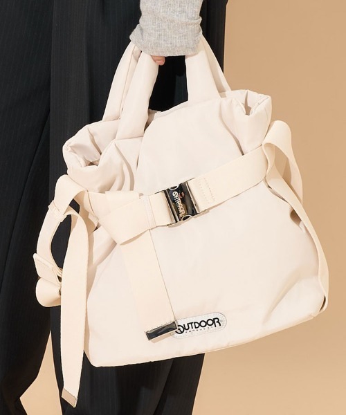 OUTDOOR PRODUCTS（アウトドアプロダクツ）の「【OUTDOOR PRODUCTS】2way Belt Tote [S]（ショルダーバッグ・レディース・ブラック/ホワイト/ブルー/シルバー/ブラウン/チャコール/オレンジ・S）」の17枚目の写真