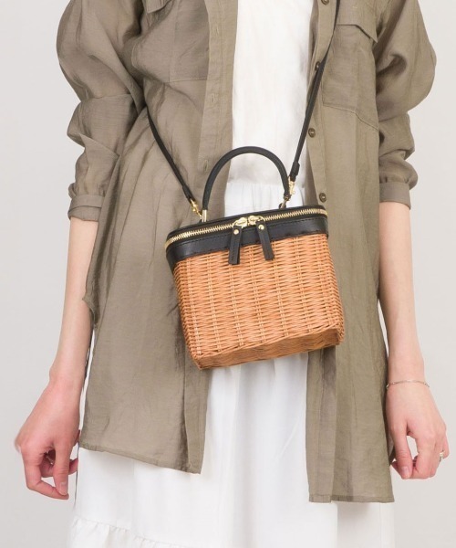 【美品】【新品に近い】The Bagmati ショルダー　カゴバッグ　ベージュ コレックス collex 【WEB限定】【BAGMATI】2WAYショルダーカゴ