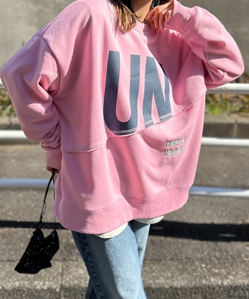 mi via loca(ミヴィアロカ)の「リメイクライク ナンバーロゴ ビッグスウェット(スウェット・レディース・トップグレー/オートミール/ピンク・FREE)」の21枚目の写真