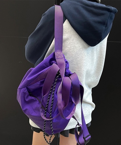 Miniministore(ミニミニストア)の「ナイロンリュック肩掛けバッグトートバッグ(バックパック/リュック・レディース・ブラック/アイボリー/パープル/グリーン/ダークベージュ/カーキ・FREE)」の1枚目の写真