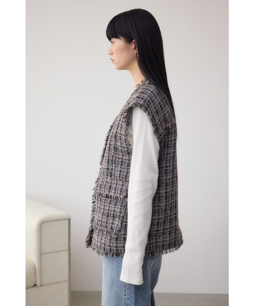 AZUL by moussy(アズールバイマウジー)の「ツイードフリンジベスト(ベスト・レディース・ブラック系その他/ホワイト系その他・FREE)」の18枚目の写真