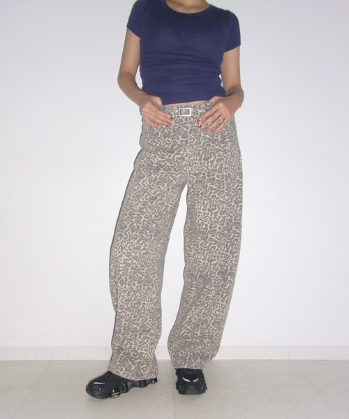 Oriens JOURNAL STANDARD(オリエンス ジャーナルスタンダード)の「ベルトデザインツイルパンツ(その他パンツ・レディース・グレー/ブラウン・38/36)」の2枚目の写真