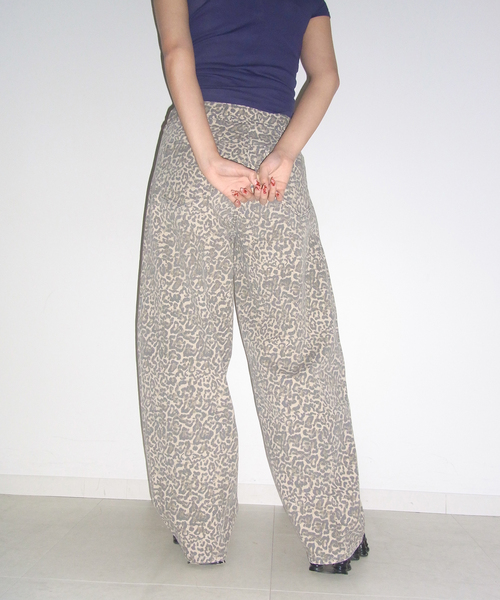 Oriens JOURNAL STANDARD(オリエンス ジャーナルスタンダード)の「ベルトデザインツイルパンツ(その他パンツ・レディース・グレー/ブラウン・38/36)」の9枚目の写真