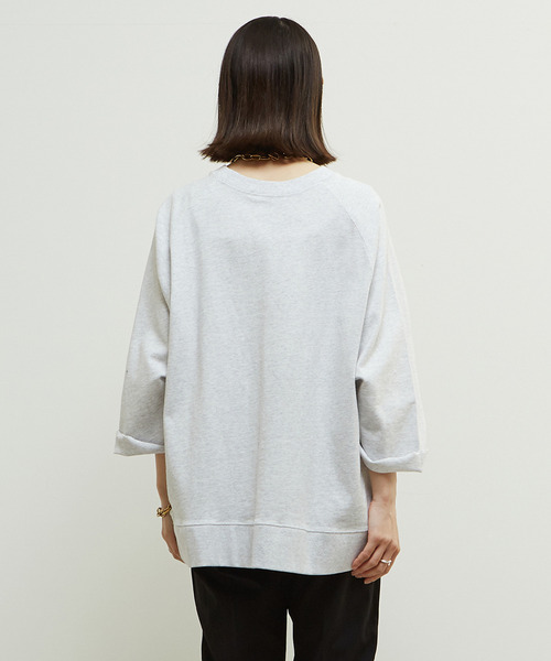 SOFFITTO（ソフィット）の「「Soffitto」ピスネーム付きピグメント加工スウェット（スウェット・レディース・トップグレー/チャコールグレー/ピンク・FREE）」の6枚目の写真