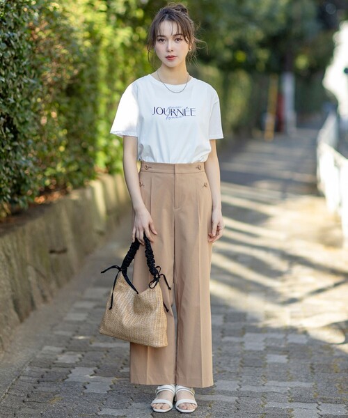 ANY SIS（エニィスィス）の「【洗える】アソートロゴ Tシャツ（Tシャツ/カットソー・レディース・ホワイト系/ホワイト系2/ホワイト系1/ブラック系/ブラック系1/ブラック系2・4）」の21枚目の写真