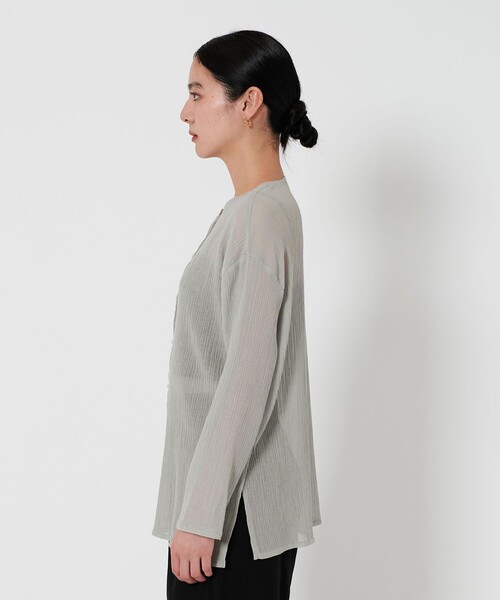 BEAUTY&YOUTH UNITED ARROWS（ビューティーアンドユースユナイテッドアローズ）の「クレープ クルーネックカーディガン（カーディガン/ボレロ・レディース・ライトグレー/オフホワイト/ブラック/オレンジ・FREE）」の7枚目の写真