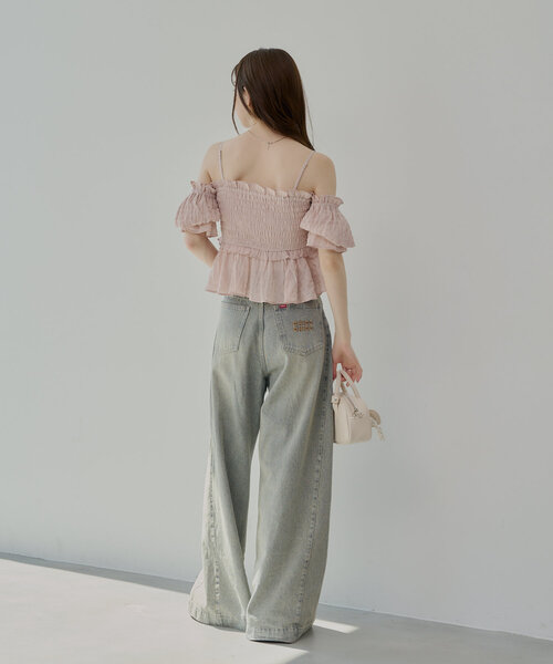 Chico（チコ）の「【マルチウェイ】シャーリングリボンオフショルトップス（シャツ/ブラウス・レディース・ブルー/ネイビー/ホワイト/ピンク・FREE）」の11枚目の写真